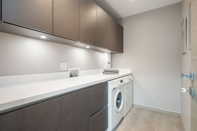 74376 at 752 E 5th Street, North Vancouver