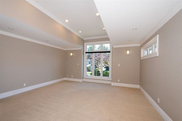 74637 at 1425 Sutherland Avenue, North Vancouver