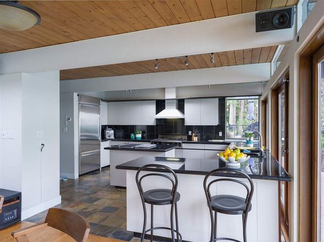 75988 at 4514 Woodgreen Drive, West Vancouver