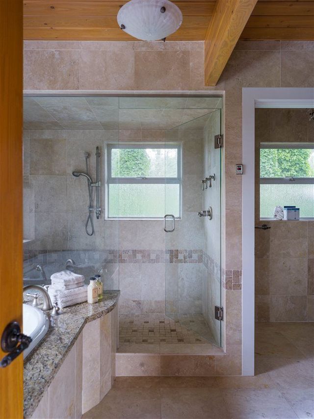 76013 at 4514 Woodgreen Drive, West Vancouver