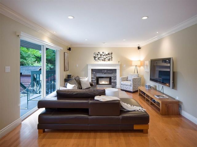 76175 at 931 Forest Hills Drive, North Vancouver