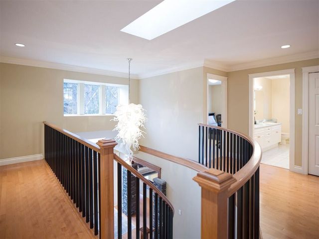 76185 at 931 Forest Hills Drive, North Vancouver