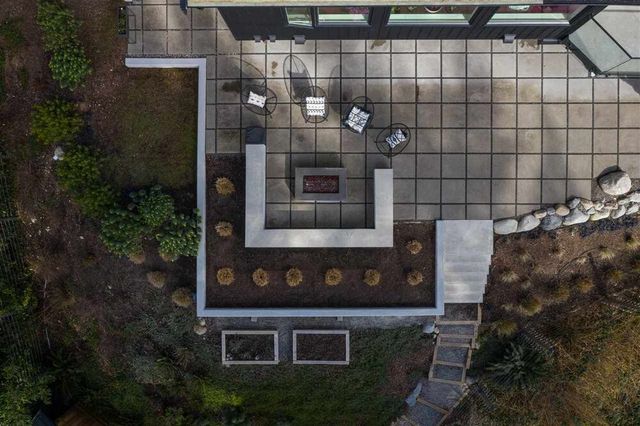 77072 at 2740 Rosebery Avenue, West Vancouver