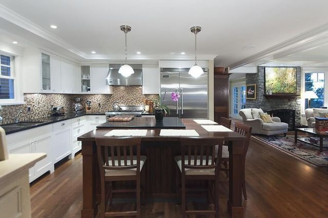 77141 at 235 Maple Lane, West Vancouver