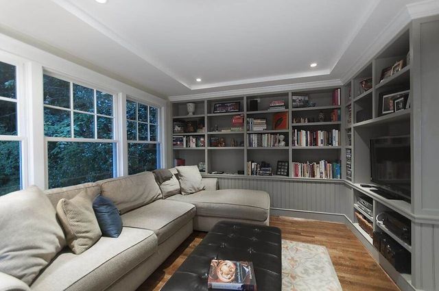 77151 at 235 Maple Lane, West Vancouver