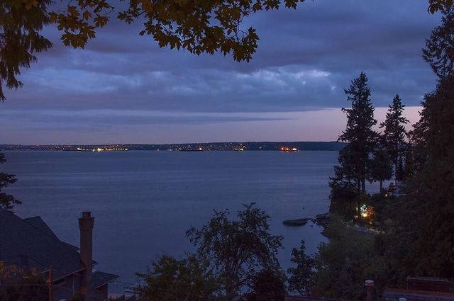 77181 at 235 Maple Lane, West Vancouver