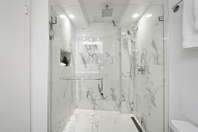 78277 at 907 - 145 St. Georges Avenue, North Vancouver