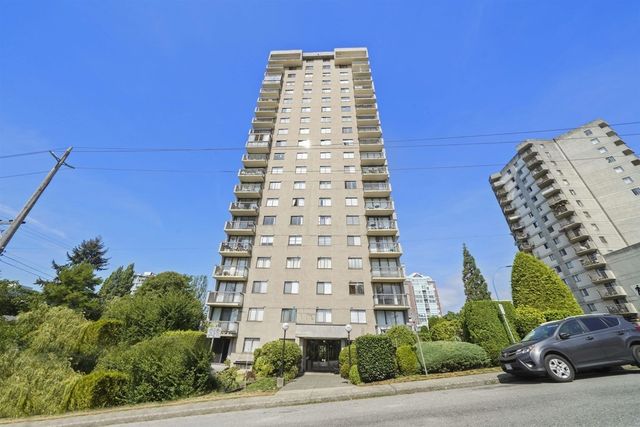 78303 at 907 - 145 St. Georges Avenue, North Vancouver
