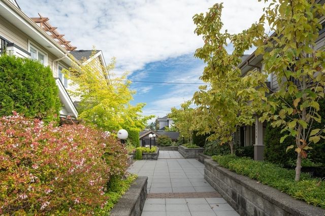 78139 at 1121 St. Andrews Avenue, North Vancouver