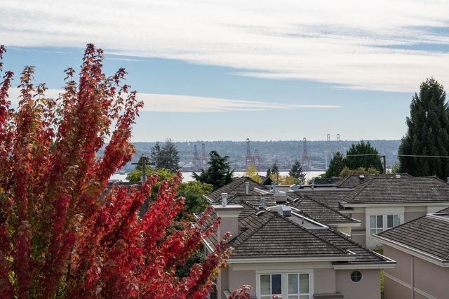 78146 at 1121 St. Andrews Avenue, North Vancouver