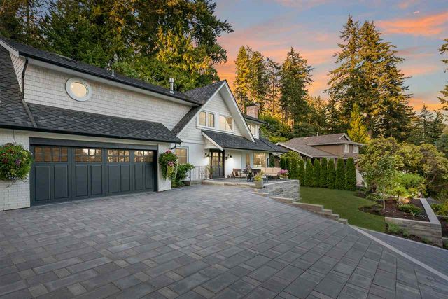 262637063-1 at 4627 Caulfield Drive, West Vancouver