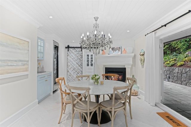 262637063-12 at 4627 Caulfield Drive, West Vancouver