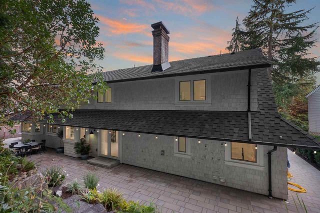 262637063-35 at 4627 Caulfield Drive, West Vancouver