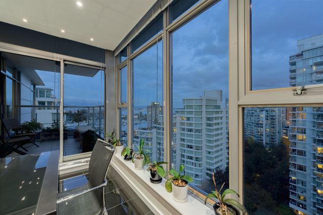 262662930-10 at 1502 - 1790 Bayshore Drive, Vancouver West