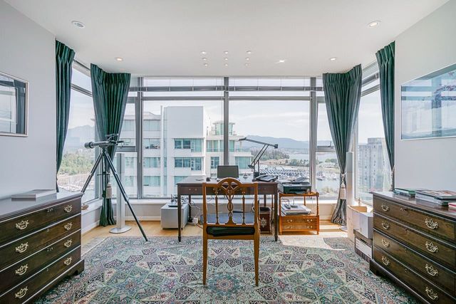 262662930-29 at 1502 - 1790 Bayshore Drive, Vancouver West