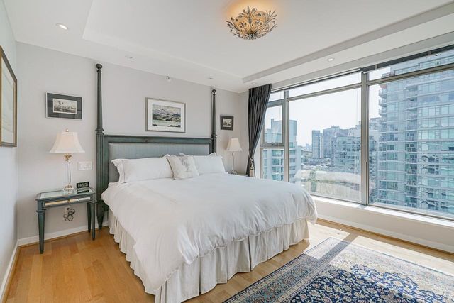 262662930-31 at 1502 - 1790 Bayshore Drive, Vancouver West