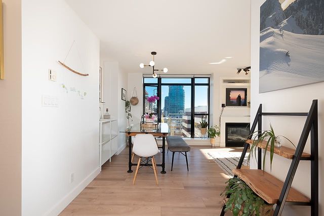 262674058-21 at 602 - 155 W 1st Street, North Vancouver