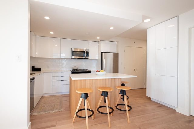 262674058-22 at 602 - 155 W 1st Street, North Vancouver