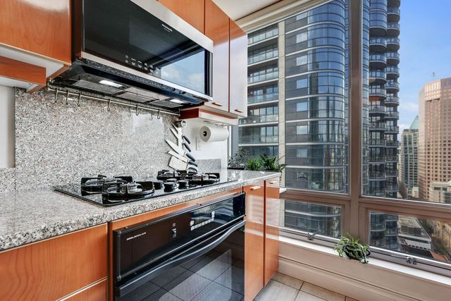 262702623-5 at 2404 - 837 W Hastings Street, Downtown VW, Vancouver West