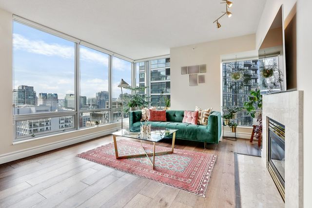 262702623 at 2404 - 837 W Hastings Street, Downtown VW, Vancouver West