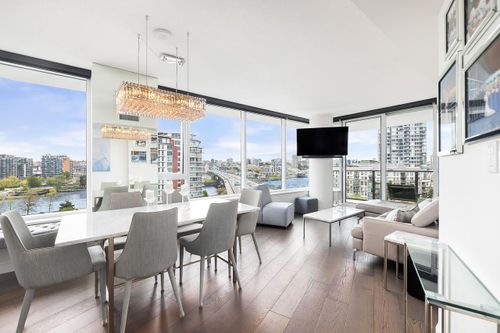 1009 - 68 Smithe Street, Downtown VW, Vancouver West - 68-smithe-street-downtown-vw-vancouver-west-01