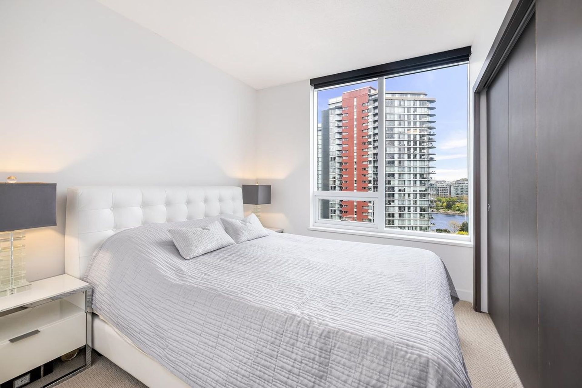 1009 - 68 Smithe Street, Downtown VW, Vancouver West - 68-smithe-street-downtown-vw-vancouver-west-16