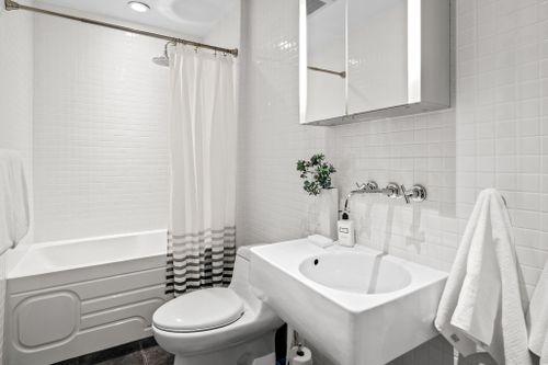 1725 Mcspadden Avenue, Grandview Woodland, Vancouver East - 1725mcspaddenave-39 thumbnail 1725 Mcspadden Avenue, Grandview Woodland, Vancouver East - 1725mcspaddenave-39