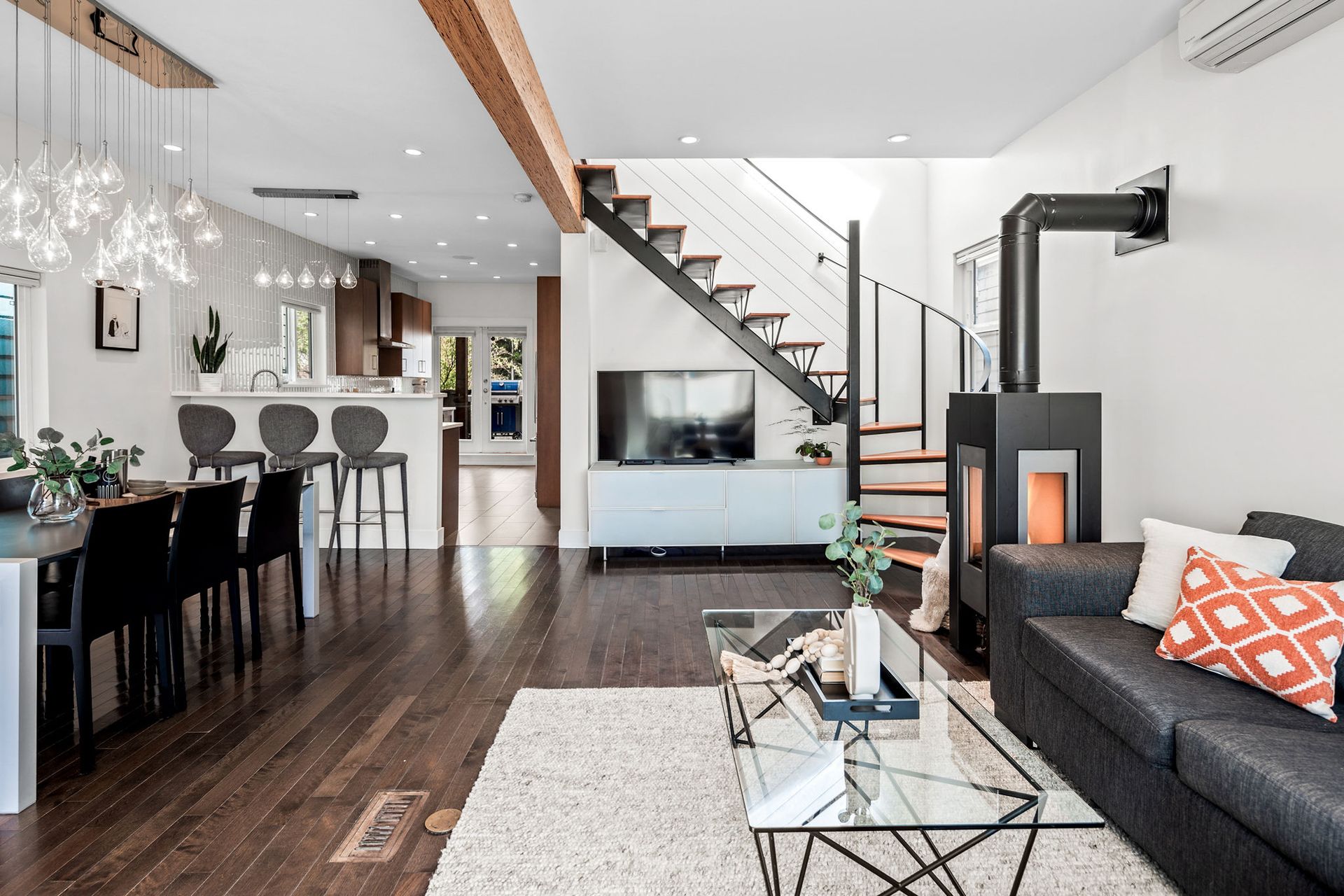 1725 Mcspadden Avenue, Grandview Woodland, Vancouver East photo number 1 1725 Mcspadden Avenue, Grandview Woodland, Vancouver East photo number 1