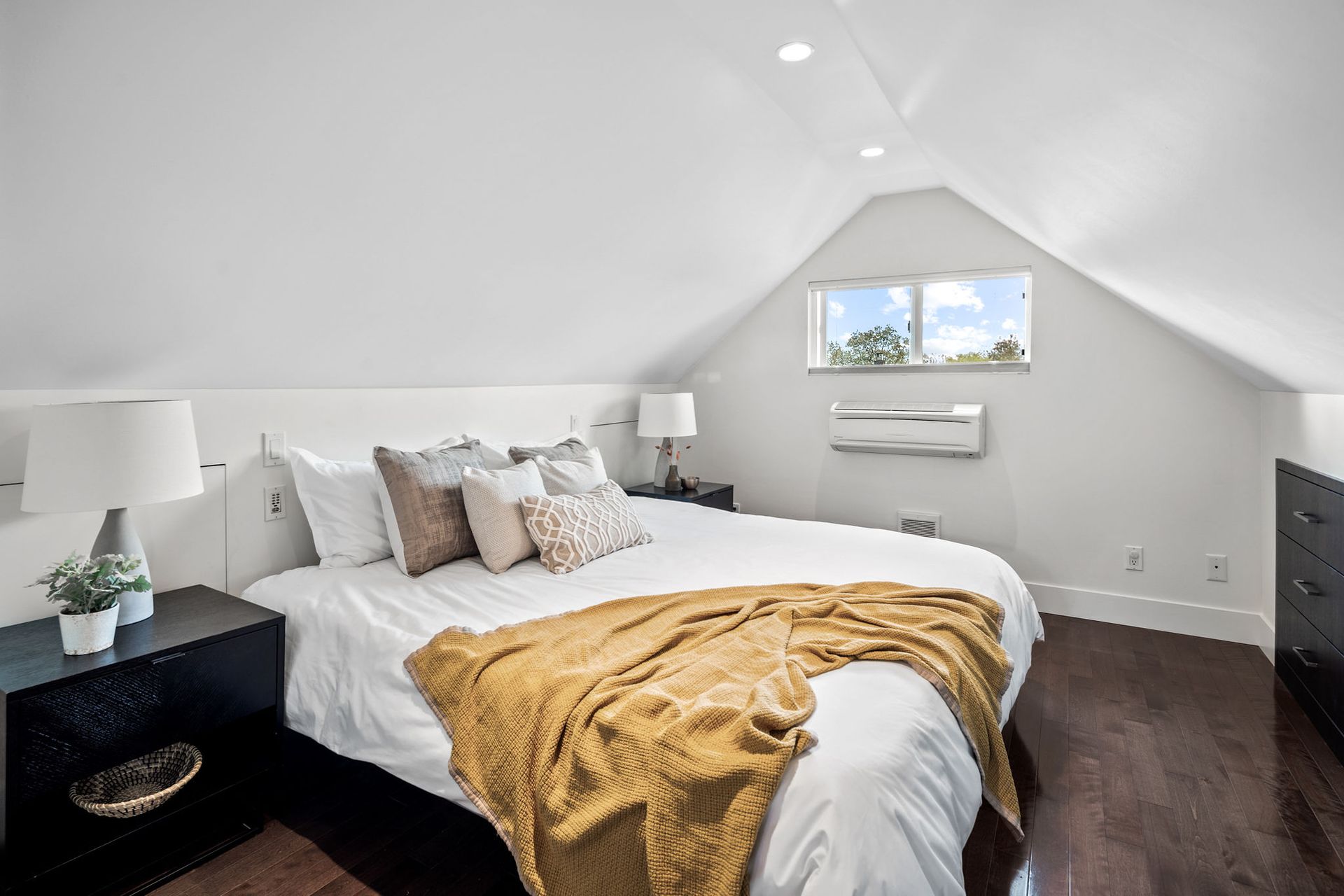 1725 Mcspadden Avenue, Grandview Woodland, Vancouver East - 1725mcspaddenave-59 1725 Mcspadden Avenue, Grandview Woodland, Vancouver East - 1725mcspaddenave-59