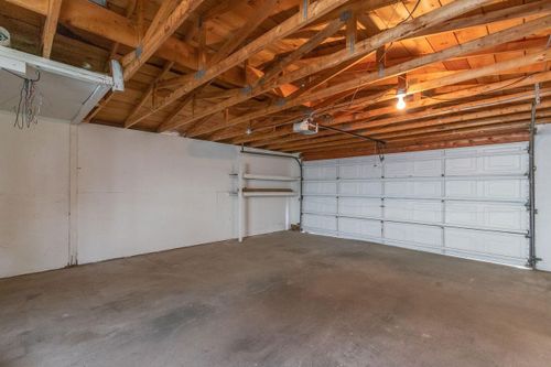 3268 E 18th Avenue, Renfrew Heights, Vancouver East - 3268-e-18th-avenue-renfrew-heights-vancouver-east-24