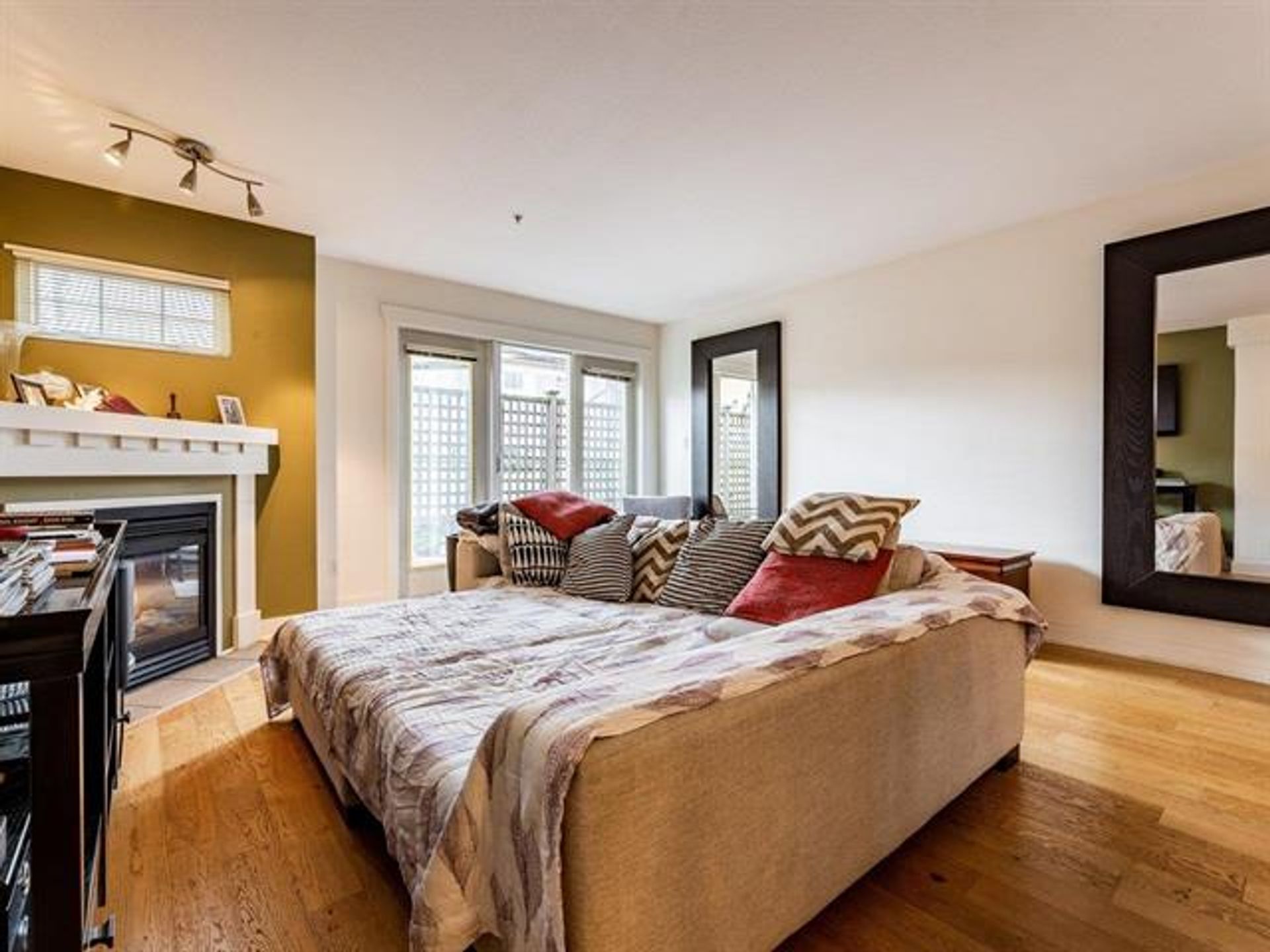 1670 Grant Street, Grandview Woodland, Vancouver East - 262700696-7