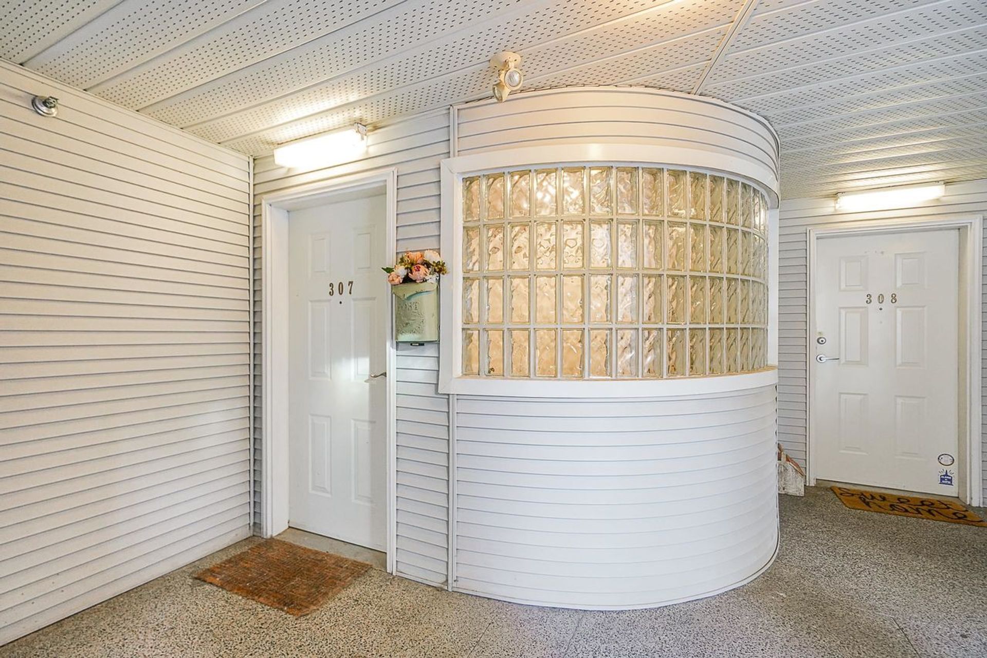 307 - 1465 Comox Street, West End VW, Vancouver West - 1465-comox-street-west-end-vw-vancouver-west-05