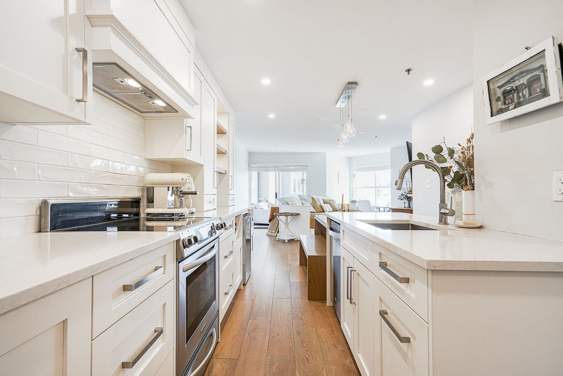 307 - 1465 Comox Street, West End VW, Vancouver West - 1465-comox-street-west-end-vw-vancouver-west-12