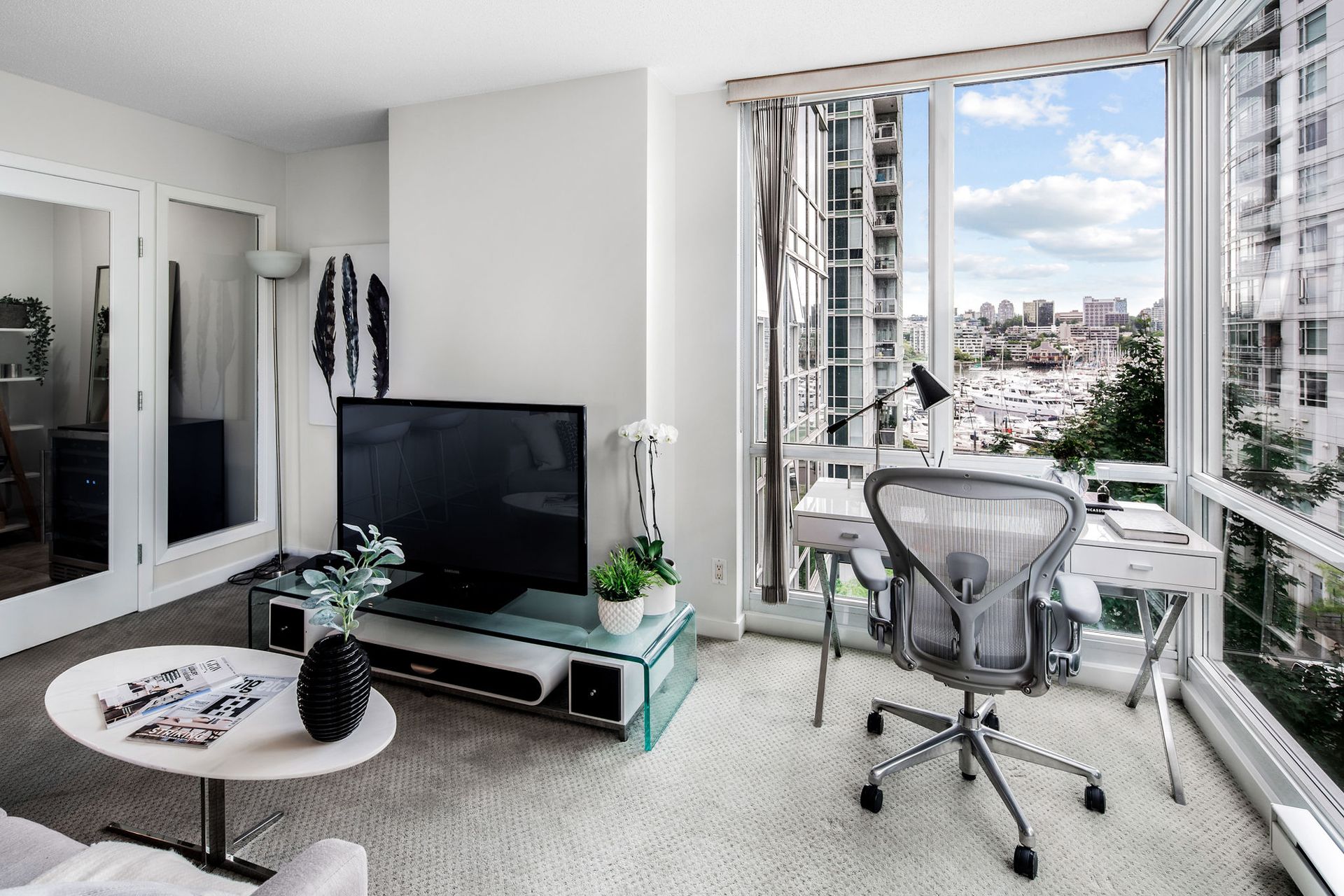 602 - 193 Aquarius Mews, Yaletown, Vancouver West photo number 1 602 - 193 Aquarius Mews, Yaletown, Vancouver West photo number 1