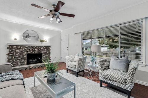 20865 Camwood Avenue, Southwest Maple Ridge, Maple Ridge - 20865-camwood-avenue-southwest-maple-ridge-maple-ridge-04 thumbnail 20865 Camwood Avenue, Southwest Maple Ridge, Maple Ridge - 20865-camwood-avenue-southwest-maple-ridge-maple-ridge-04