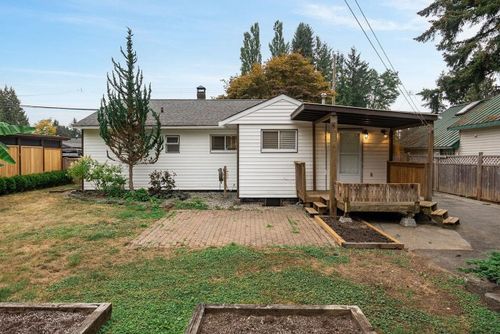 20865 Camwood Avenue, Southwest Maple Ridge, Maple Ridge - 20865-camwood-avenue-southwest-maple-ridge-maple-ridge-18 thumbnail 20865 Camwood Avenue, Southwest Maple Ridge, Maple Ridge - 20865-camwood-avenue-southwest-maple-ridge-maple-ridge-18