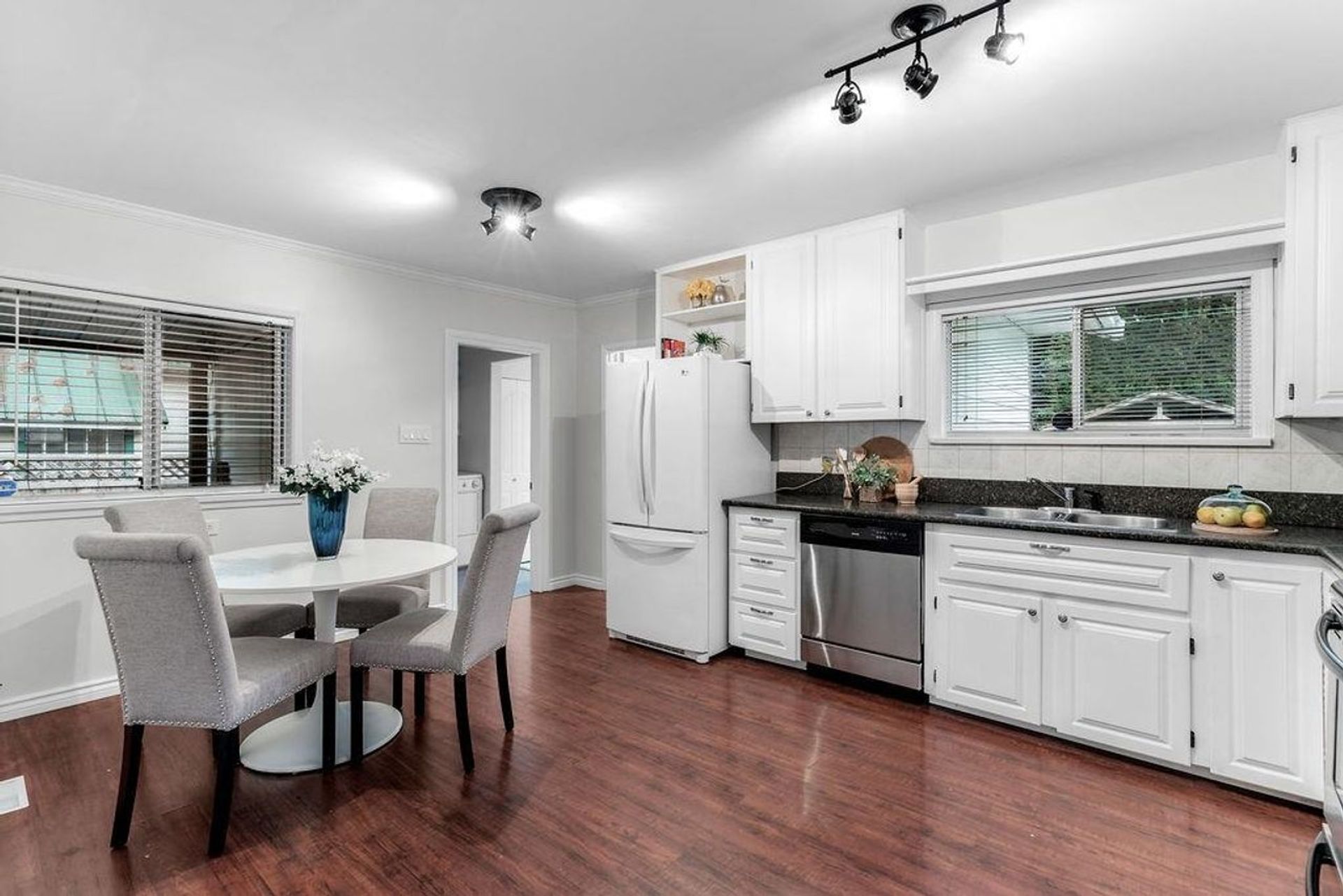 20865 Camwood Avenue, Southwest Maple Ridge, Maple Ridge - 20865-camwood-avenue-southwest-maple-ridge-maple-ridge-09 20865 Camwood Avenue, Southwest Maple Ridge, Maple Ridge - 20865-camwood-avenue-southwest-maple-ridge-maple-ridge-09