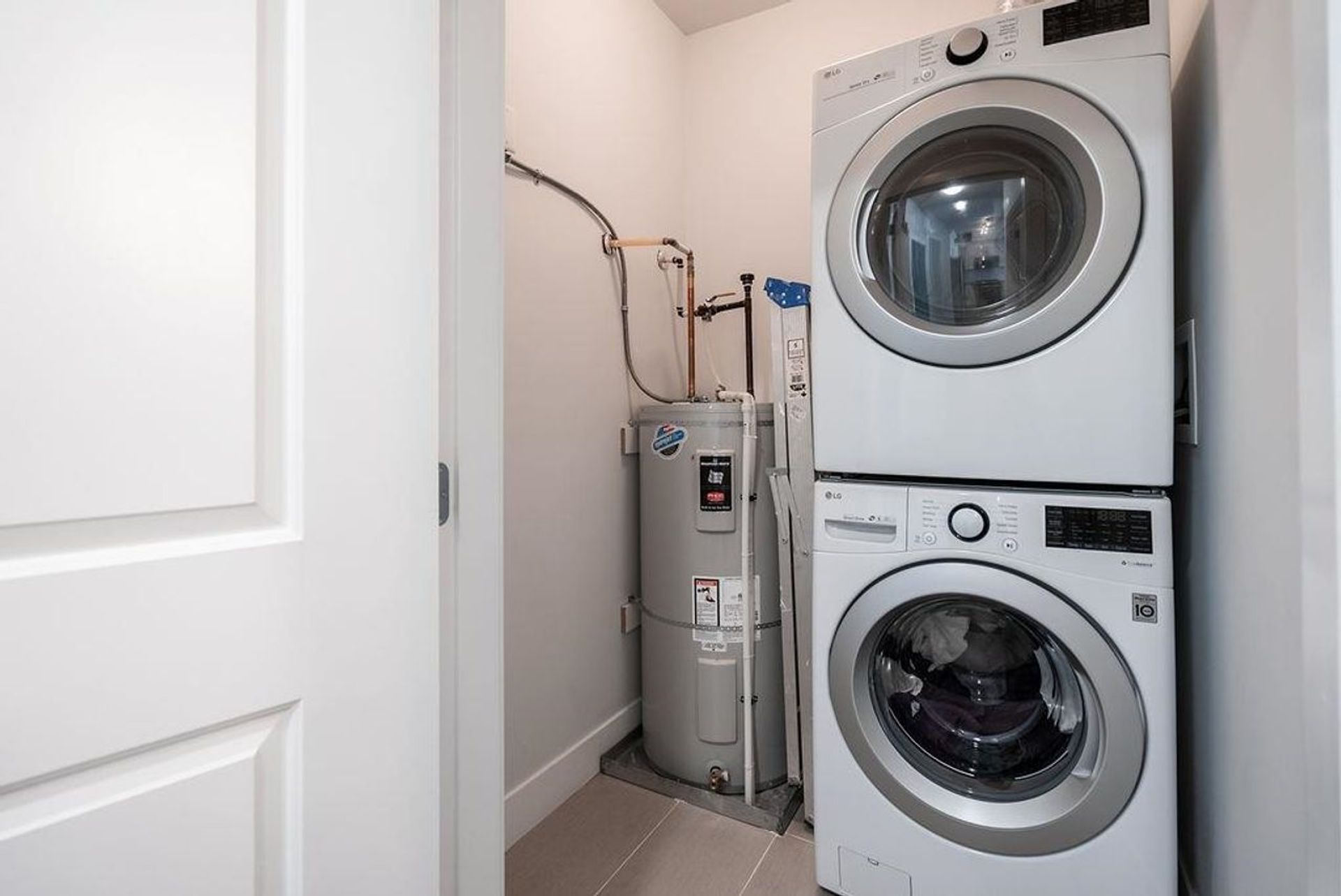 401 - 2288 Welcher Avenue, Central Pt Coquitlam, Port Coquitlam - 2288-welcher-avenue-central-pt-coquitlam-port-coquitlam-24 401 - 2288 Welcher Avenue, Central Pt Coquitlam, Port Coquitlam - 2288-welcher-avenue-central-pt-coquitlam-port-coquitlam-24