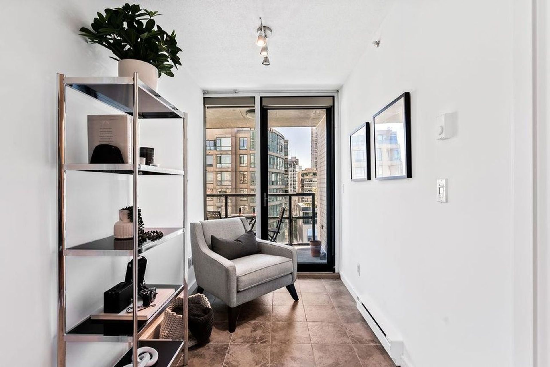 1202 - 1003 Burnaby Street, West End VW, Vancouver West - 1003-burnaby-street-west-end-vw-vancouver-west-18 1202 - 1003 Burnaby Street, West End VW, Vancouver West - 1003-burnaby-street-west-end-vw-vancouver-west-18