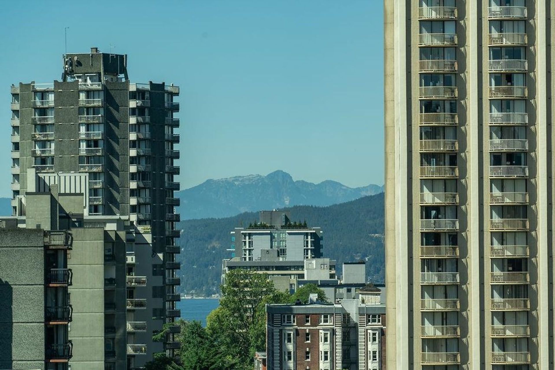 1202 - 1003 Burnaby Street, West End VW, Vancouver West - 1003-burnaby-street-west-end-vw-vancouver-west-26 1202 - 1003 Burnaby Street, West End VW, Vancouver West - 1003-burnaby-street-west-end-vw-vancouver-west-26