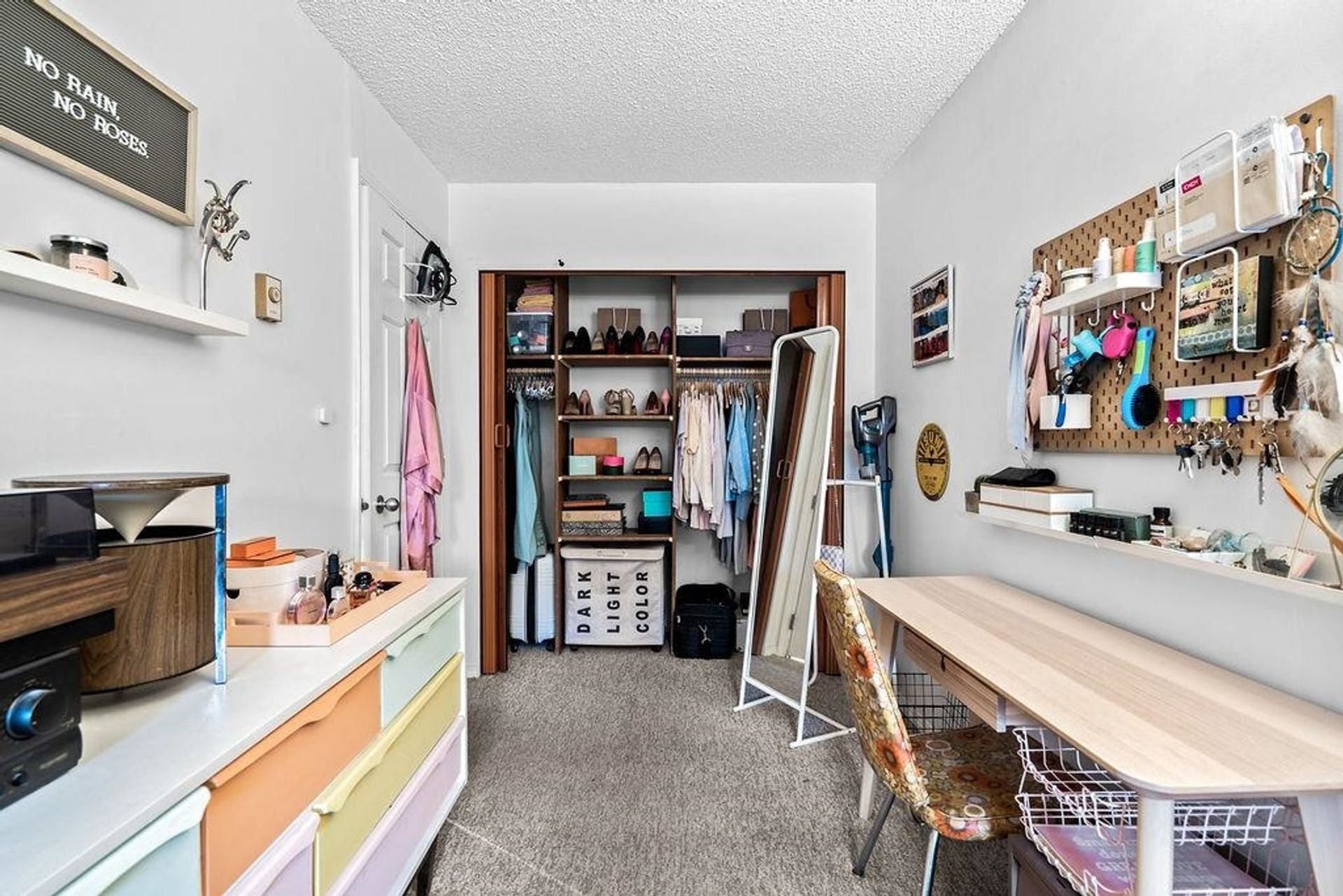 213 - 1440 E Broadway, Grandview Woodland, Vancouver East - 1440-e-broadway-grandview-woodland-vancouver-east-17 213 - 1440 E Broadway, Grandview Woodland, Vancouver East - 1440-e-broadway-grandview-woodland-vancouver-east-17