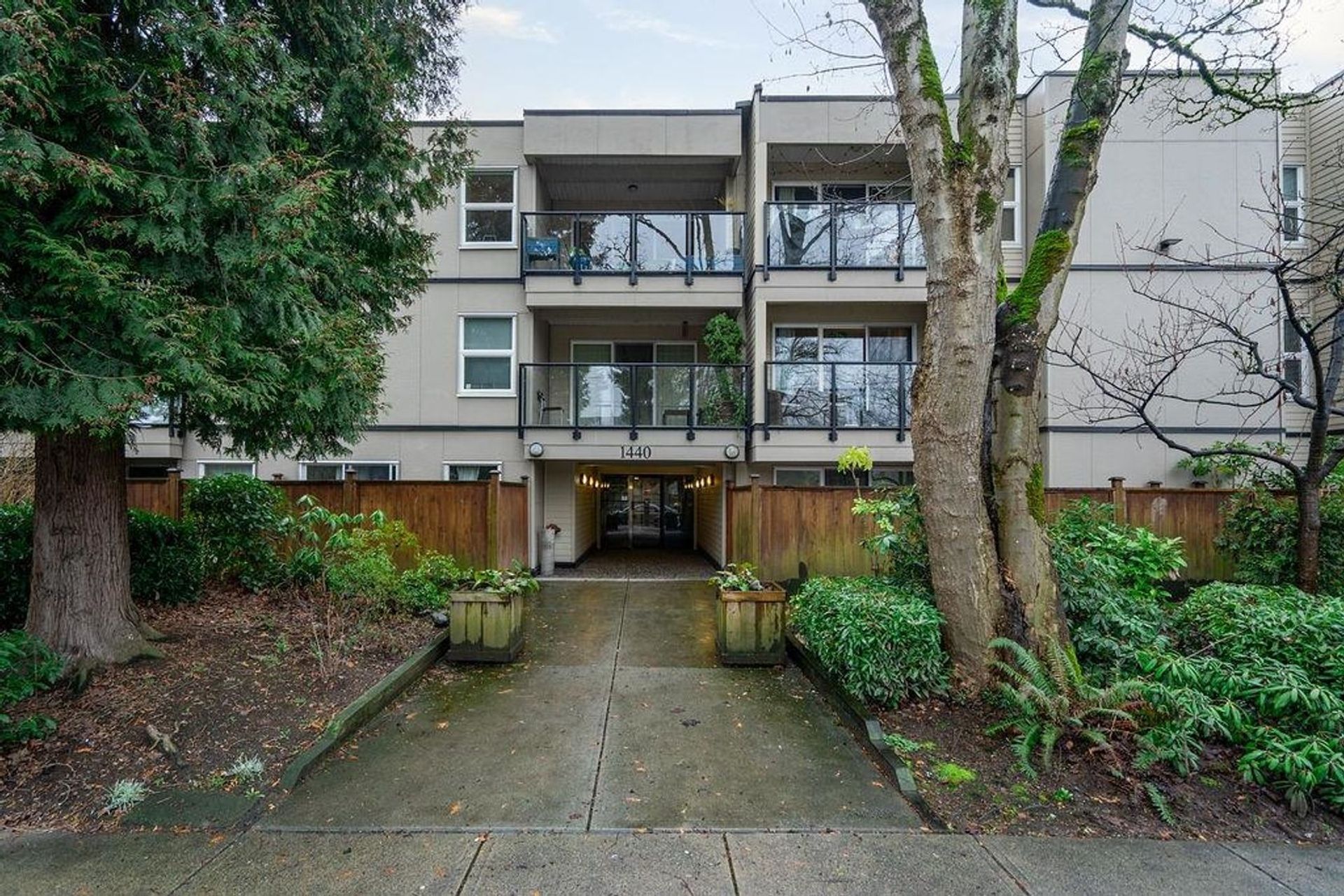 213 - 1440 E Broadway, Grandview Woodland, Vancouver East - 1440-e-broadway-grandview-woodland-vancouver-east-22