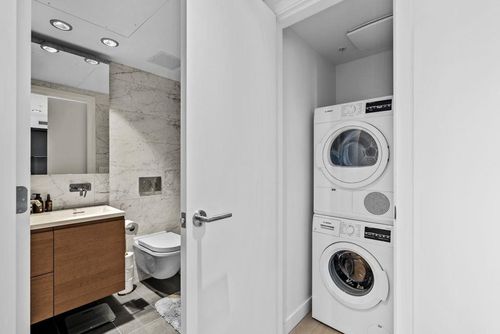 3501 - 1289 Hornby Street, Downtown VW, Vancouver West - 1289-hornby-street-downtown-vw-vancouver-west-18 thumbnail 3501 - 1289 Hornby Street, Downtown VW, Vancouver West - 1289-hornby-street-downtown-vw-vancouver-west-18