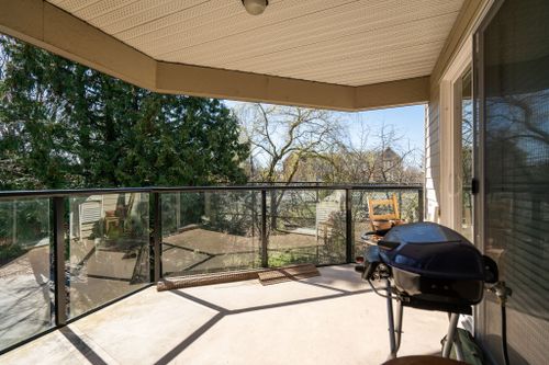 202 - 1440 E Broadway, Grandview Woodland, Vancouver East - 1440ebroadway-10 thumbnail 202 - 1440 E Broadway, Grandview Woodland, Vancouver East - 1440ebroadway-10