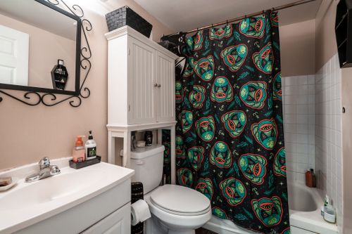 202 - 1440 E Broadway, Grandview Woodland, Vancouver East - 1440ebroadway-14 thumbnail 202 - 1440 E Broadway, Grandview Woodland, Vancouver East - 1440ebroadway-14