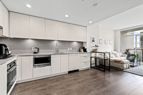 406 - 4465 Juneau Street, Brentwood Park, Burnaby North - 4465juneaust-4 thumbnail 406 - 4465 Juneau Street, Brentwood Park, Burnaby North - 4465juneaust-4