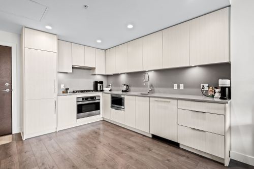 406 - 4465 Juneau Street, Brentwood Park, Burnaby North - 4465juneaust-8 thumbnail 406 - 4465 Juneau Street, Brentwood Park, Burnaby North - 4465juneaust-8