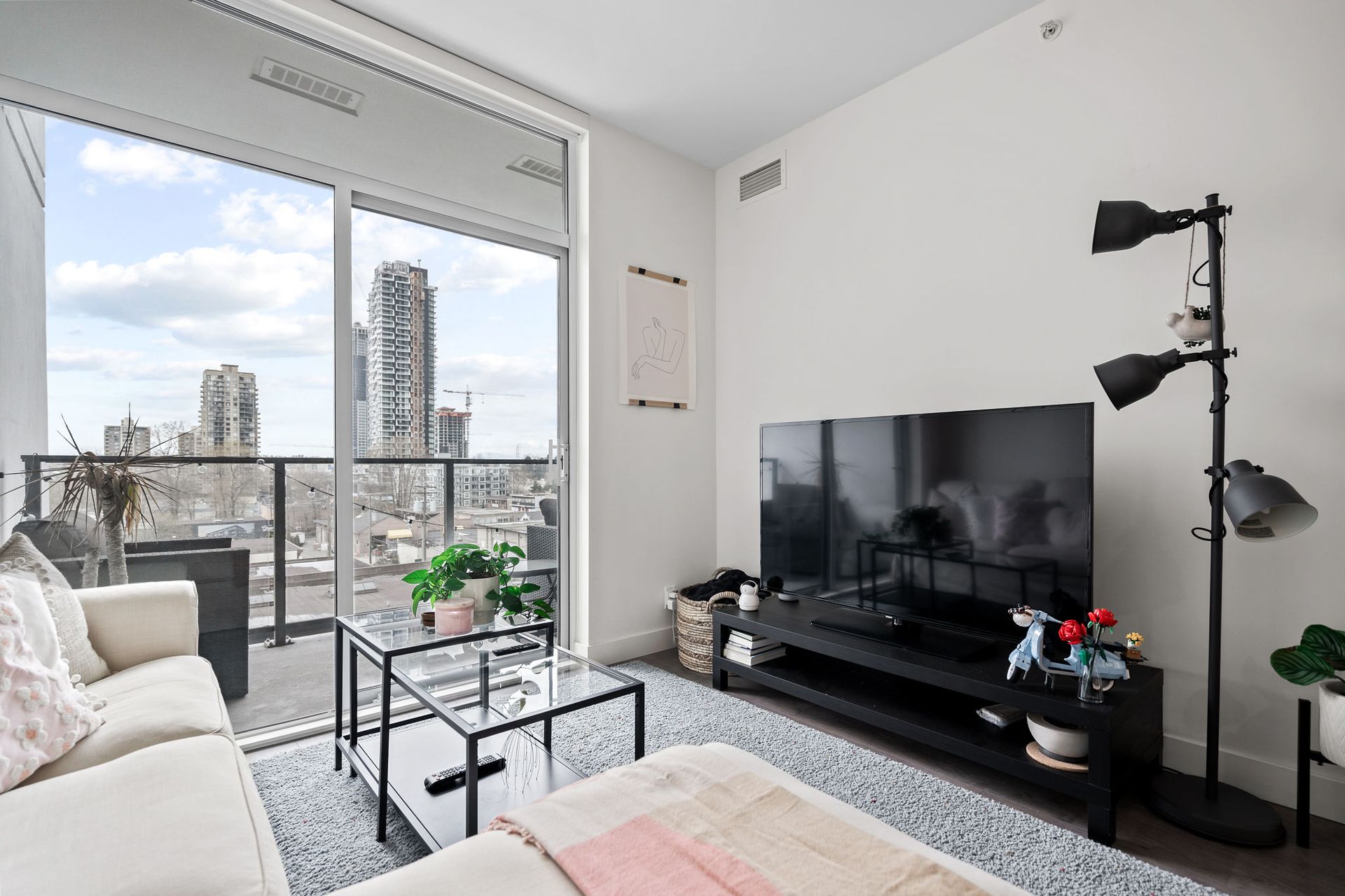 406 - 4465 Juneau Street, Brentwood Park, Burnaby North - 4465juneaust-14 406 - 4465 Juneau Street, Brentwood Park, Burnaby North - 4465juneaust-14