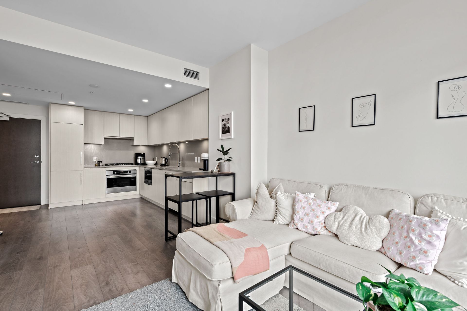 406 - 4465 Juneau Street, Brentwood Park, Burnaby North - 4465juneaust-15 406 - 4465 Juneau Street, Brentwood Park, Burnaby North - 4465juneaust-15