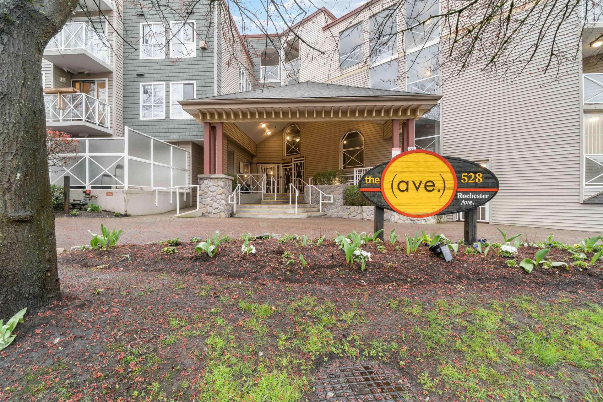 512 - 528 Rochester Avenue, Coquitlam West, Coquitlam - 512-528-rocherster-avenue-15